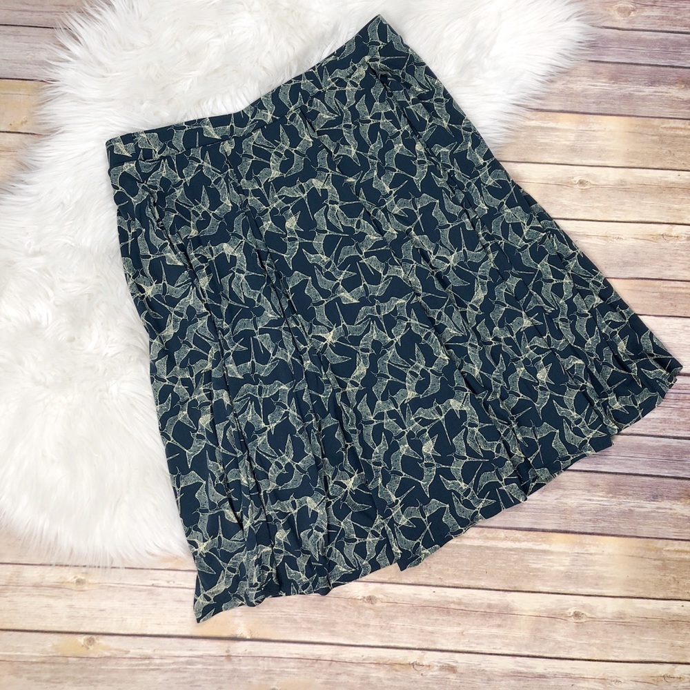 NEW Lularoe Madison Bird‎ Skirt Size XL
